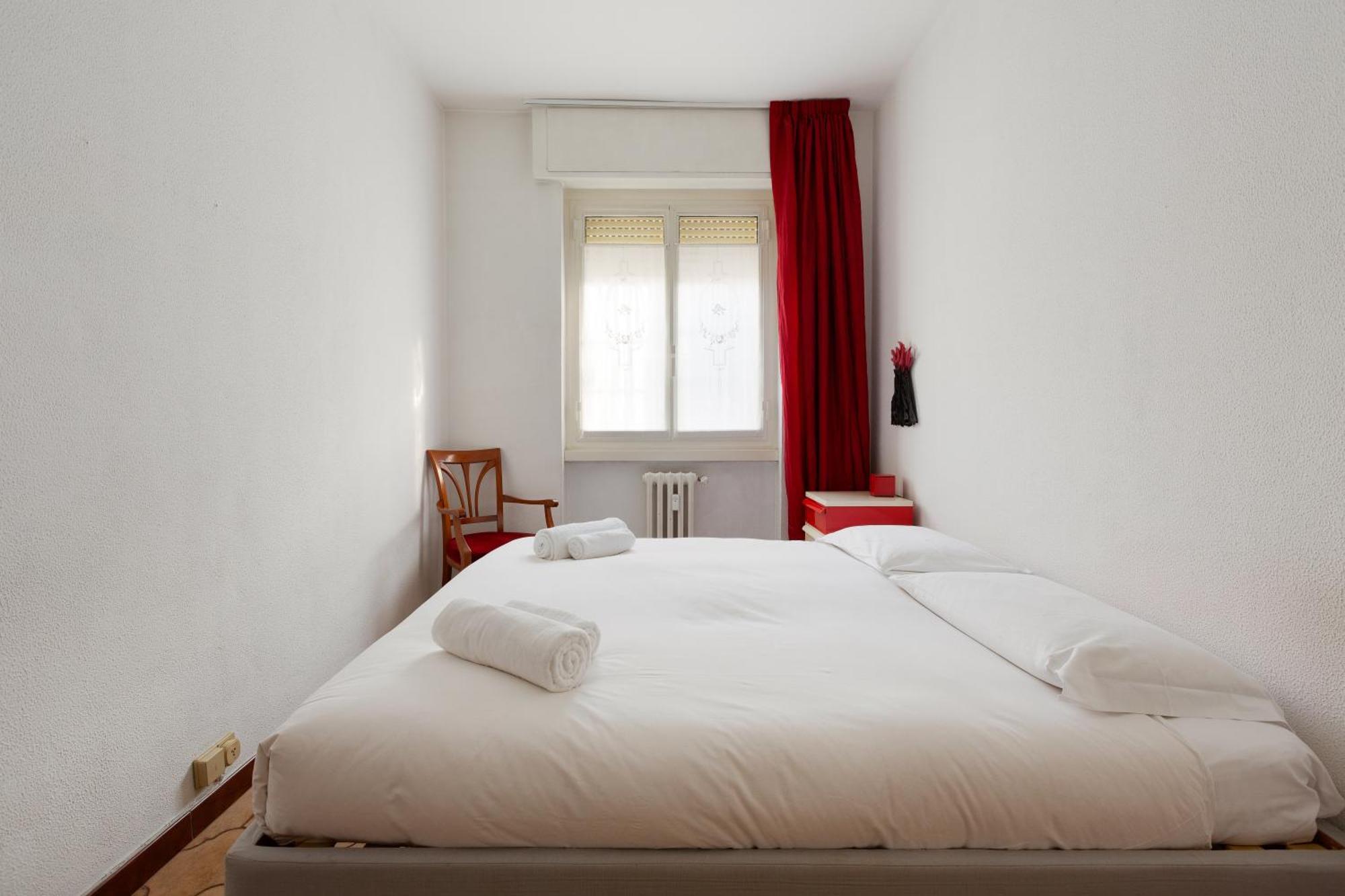 Milan-Linate Apartment With Balcony Экстерьер фото